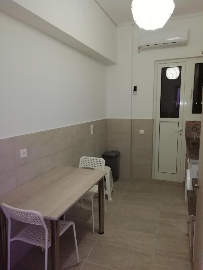 Cute Apartmnet in Thiseio Athen Exterior foto